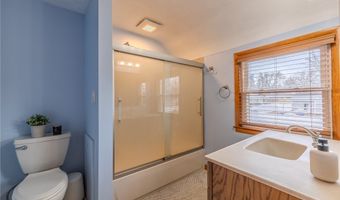 3852 Edinburgh, Austintown, OH 44511