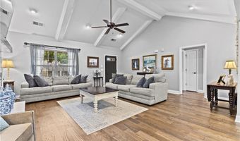 810 COTSWOLD Way, Auburn, AL 36832