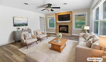 248 Ramsey Ln, Ballwin, MO 63021