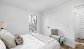 32 Exchange St A2, East Greenwich, RI 02818