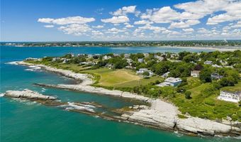 517 Tuckerman Ave, Middletown, RI 02842