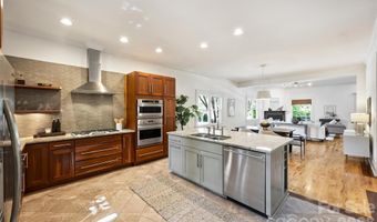 2900 N Myers St, Charlotte, NC 28205