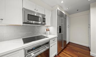200 Harbor 2701, San Diego, CA 92101