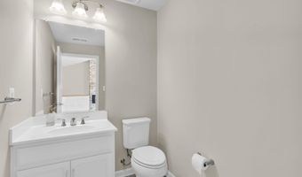 22515 NAUGATUCK Sq, Ashburn, VA 20148