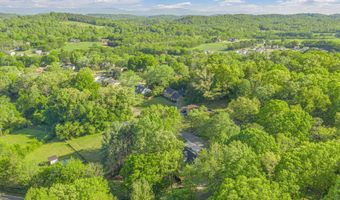 1512 Brentwood Dr, Athens, TN 37303