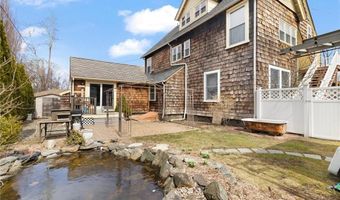 55 Hunter Ave, Newport, RI 02840