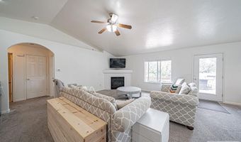 935 S Clara Ct, Ammon, ID 83406
