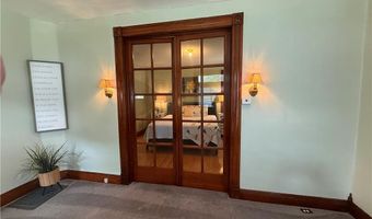 610 N 5th St, Atchison, KS 66002