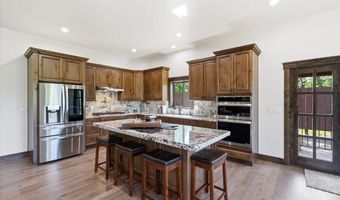 216 Mara Mdws, Athol, ID 83801