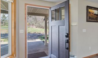 1342 Stagecoach Trl S, Afton, MN 55001