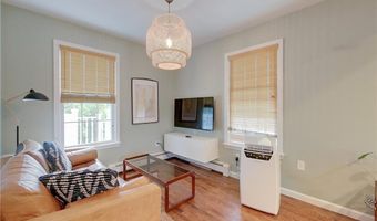 26 Cliff Ave 2, Newport, RI 02840