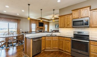 3205 Fieldstone Ct SE, Altoona, IA 50009