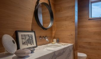 100 E Cooper Ave 11, Aspen, CO 81611