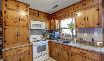 29 Breedlove Dr, Andrews, NC 28901