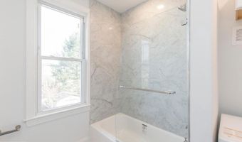 114 WALNUT St, Audubon, NJ 08106