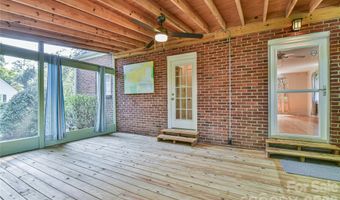 64 Arthur Rd, Asheville, NC 28806