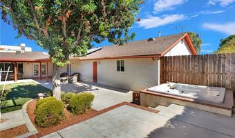 14185 Cuyamaca Rd, Apple Valley, CA 92307