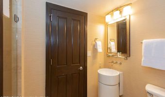 210 Offerson Rd 321-Week 28, Beaver Creek, CO 81620