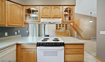 38 A N Woodard Ave, Absarokee, MT 59001