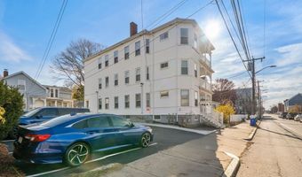 28 Pine St C, Attleboro, MA 02703