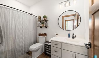 1012 S Nicholas Ave, Brandon, SD 57005