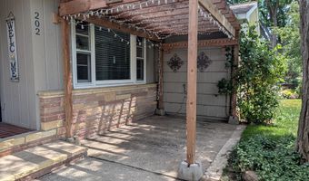 202 North Ln, Albert Lea, MN 56007