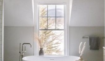 24 Dew Point Ln, Center Harbor, NH 03226