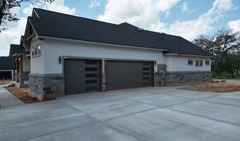 117 Pioneer Trl, Adkins, TX 78101