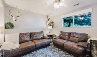 2106 Colonial Dr, Elko, NV 89801