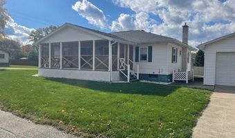 32 WALNUT St, Albion, PA 16401