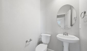 882 Jenny Ln, Berthoud, CO 80513