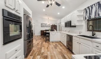 14825 SW 83RD Ter, Archer, FL 32618