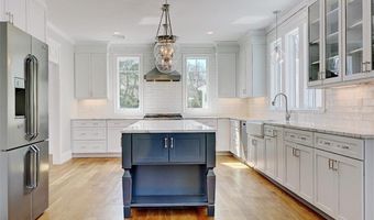 2400 Division Rd, East Greenwich, RI 02818