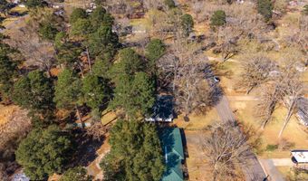 1211 Lee St, Benton, LA 71006