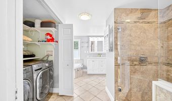 74 Rhinecliff St, Arlington, MA 02476