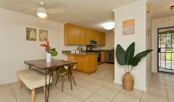 1111 Akipohe St 13B, Kailua, HI 96734