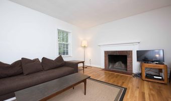 1524 N KENTUCKY St, Arlington, VA 22205