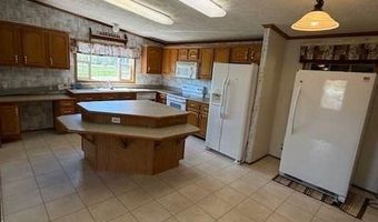5838 Meadowbrook Rd, Albany, OH 45710