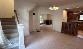 709 N St, Aurora, NE 68818