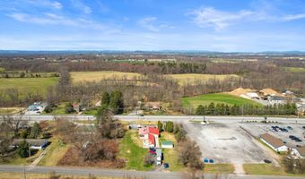 6415 YORK Rd, Abbottstown, PA 17301