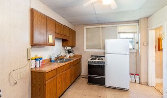 607 6th St, Ames, IA 50010