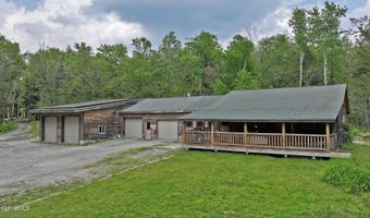 289 Algerie Rd, Becket, MA 01223