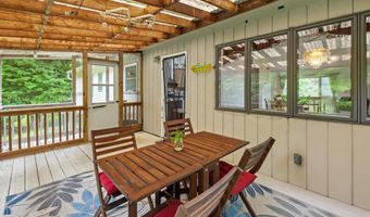 60 Smith Hill Rd, Airmont, NY 10952