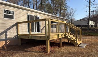 832 Stone Stewart, Hull, GA 30646