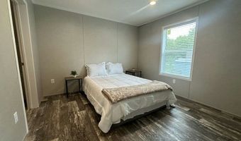 46 Quarry Hill Ests 46, Akron, NY 14001