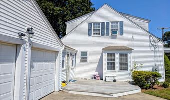 17 Stone Ave, Warwick, RI 02889