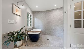 2700 Belvedere Ave, Charlotte, NC 28205