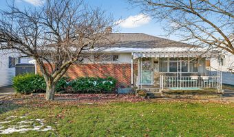 426 N 14th Ave, Beech Grove, IN 46107