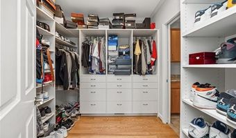 3520 Blue Heron Ct, Ann Arbor, MI 48198