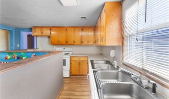 406 S Main St, Archie, MO 64725